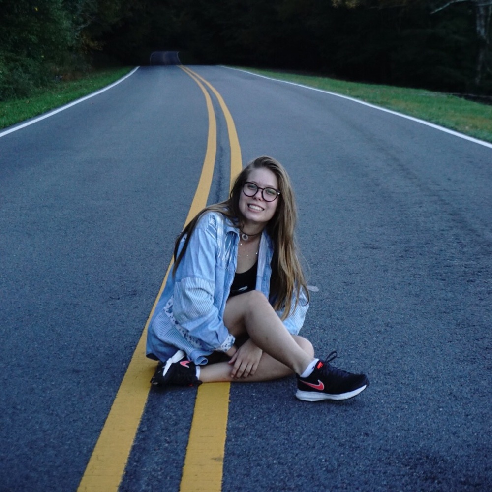 Meet your Posher, Laura